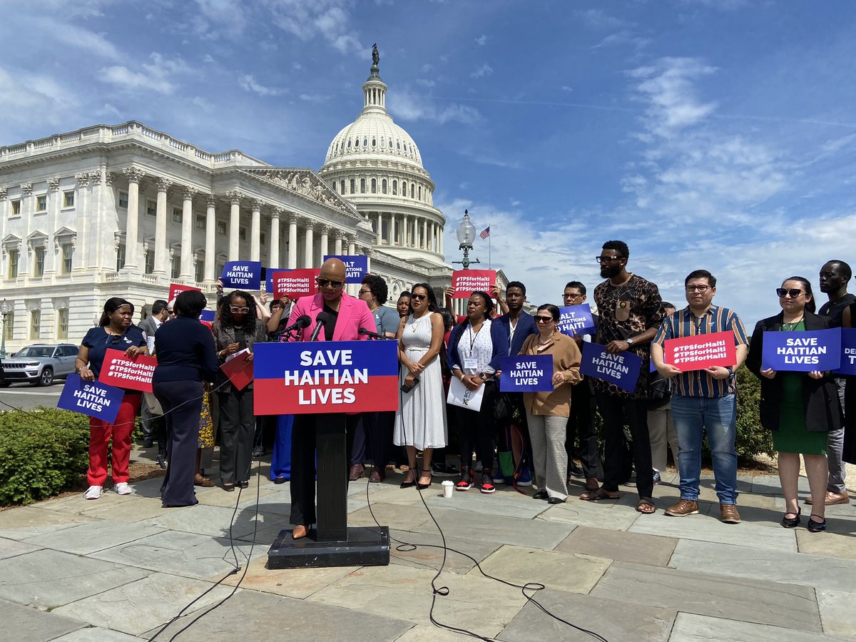 NOW: @RepPressley and other Members of Congress will speak alongside leaders of the @HaitianBridge, @nhaeon, @FLImmigrant, and @UndocuBlack urging the administration to protect Haitians seeking safety and to provide more humanitarian aid to Haiti during the current crisis.