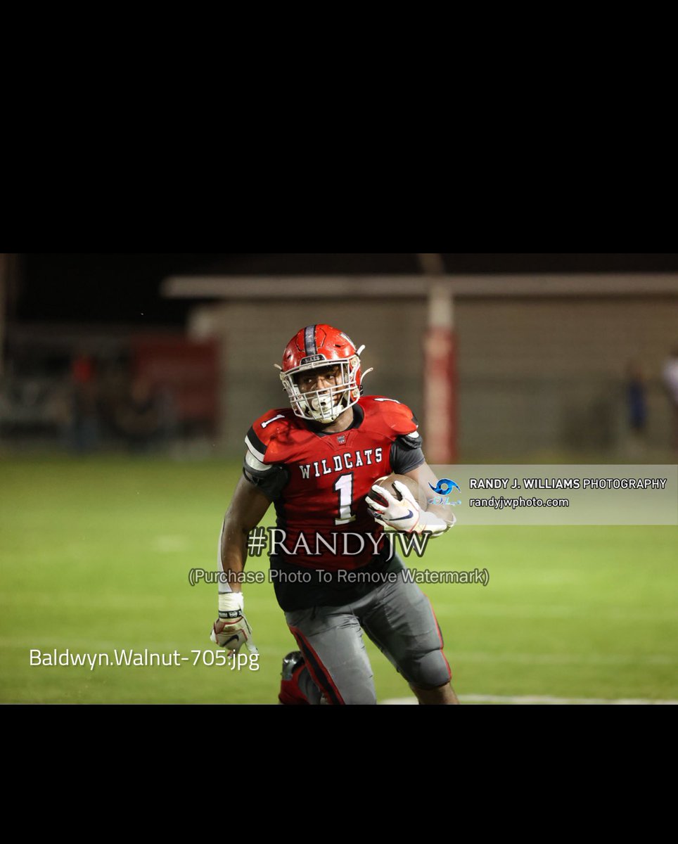 Kemarriang1's tweet photo. After another GREAT talk with @ColeRotenberry I am extremely blessed to recieve an offer from Northeast Community College  🖤💛 @NEMCCTigers #AGTG #BOFE❤️ https://t.co/RMJTVAtSFT