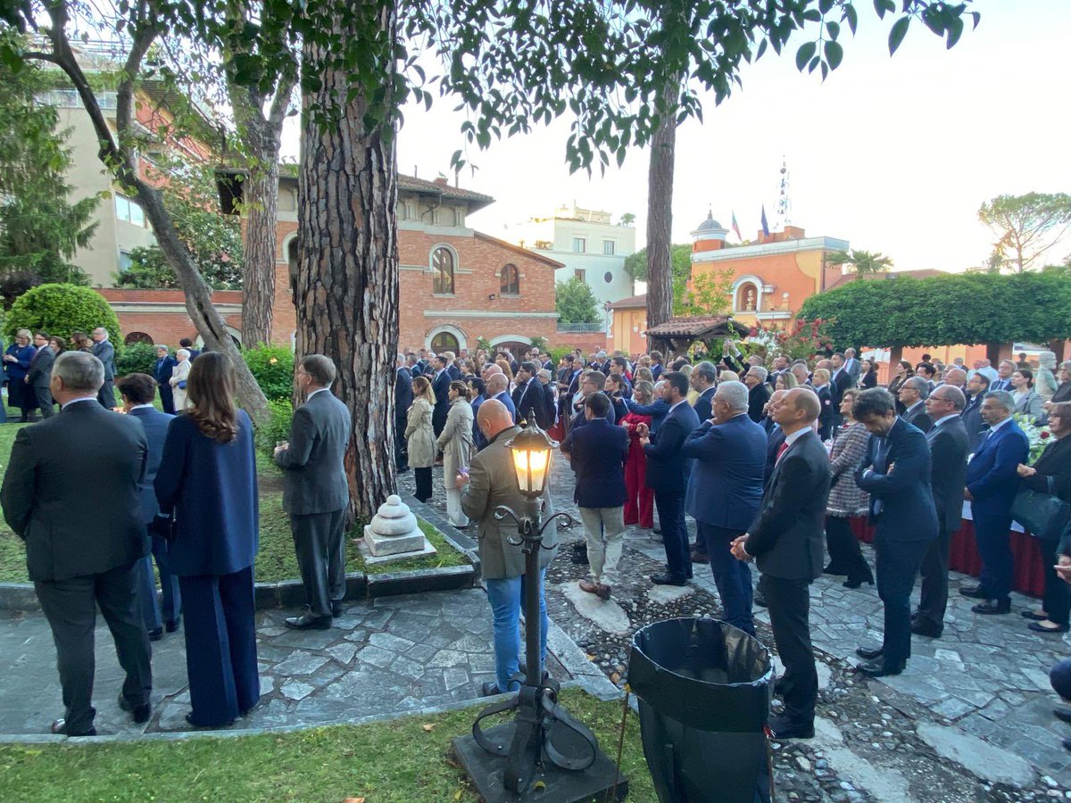 🙏 Un grande grazie ai numerosi amici che hanno celebrato ieri con noi la Festa della Costituzione del 3 Maggio 🇵🇱! 

🇵🇱🤝🇮🇹