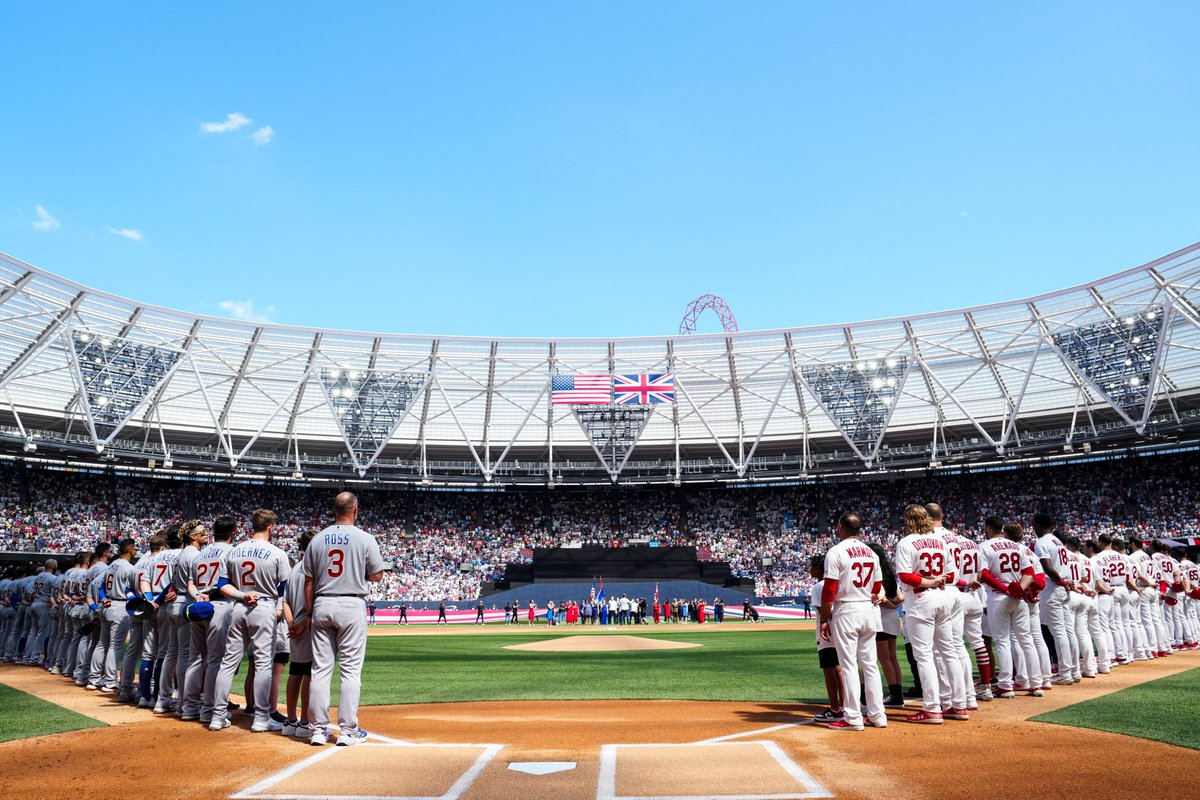 It's one month to the minute until first pitch of Game 1 😋 #LondonSeries