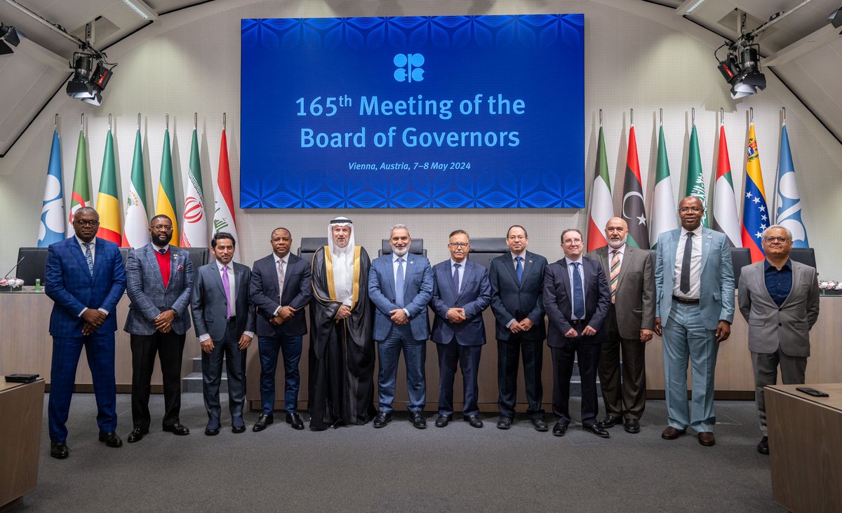 OPECSecretariat's tweet photo. Day 2 of the 165th Meeting of OPEC’s Board of Governors was successfully concluded. 

The Board commended the OPEC Secretariat on its achievements and thanked staff members for their tireless efforts. https://t.co/HwLziJNW49