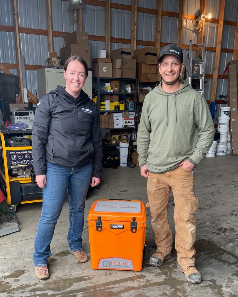 Emily Fiala presents Craig Dumais with his cooler for buying Insight early from @lakecountryagro. Congratulations Craig! @gowancanada