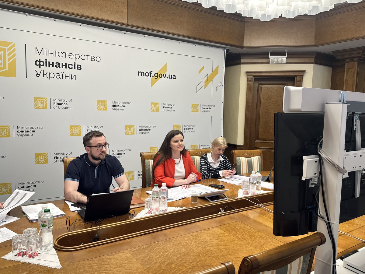 Ministry of Finance and the @EIB held the first in 2024 joint project portfolio review. The volume of the projects portfolio in the public and private sector is the largest in all the years of 🇺🇦's cooperation with the Bank - more than €7bln Details: surl.li/tnoyu