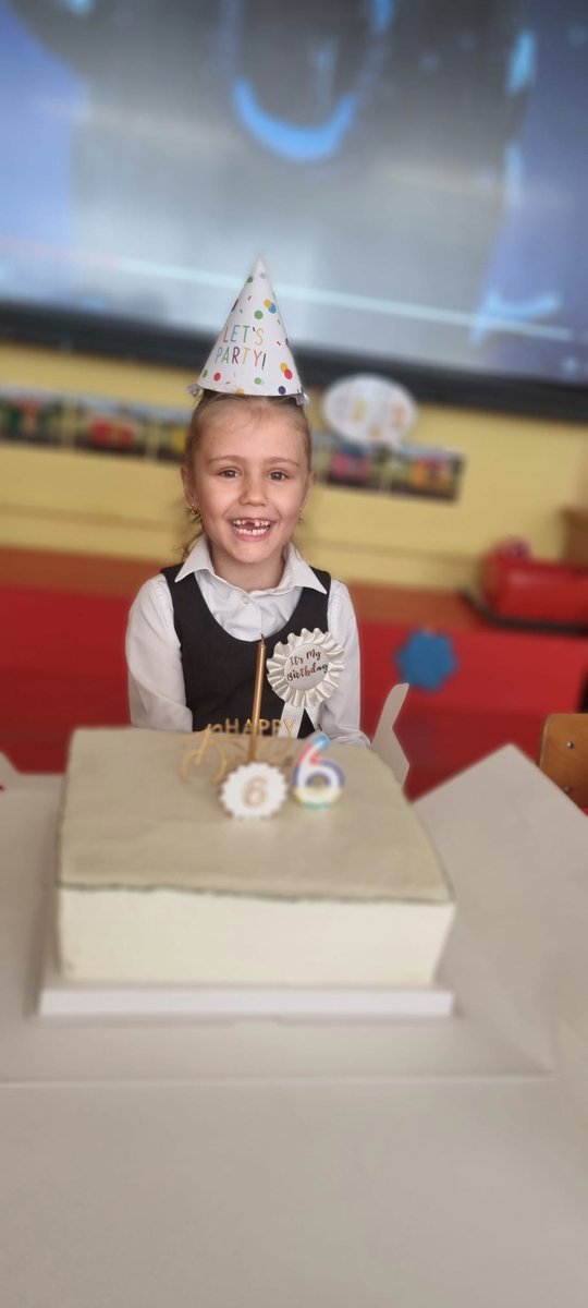 Kicking off the month of May with our birthday girl 🎁🎂🎉