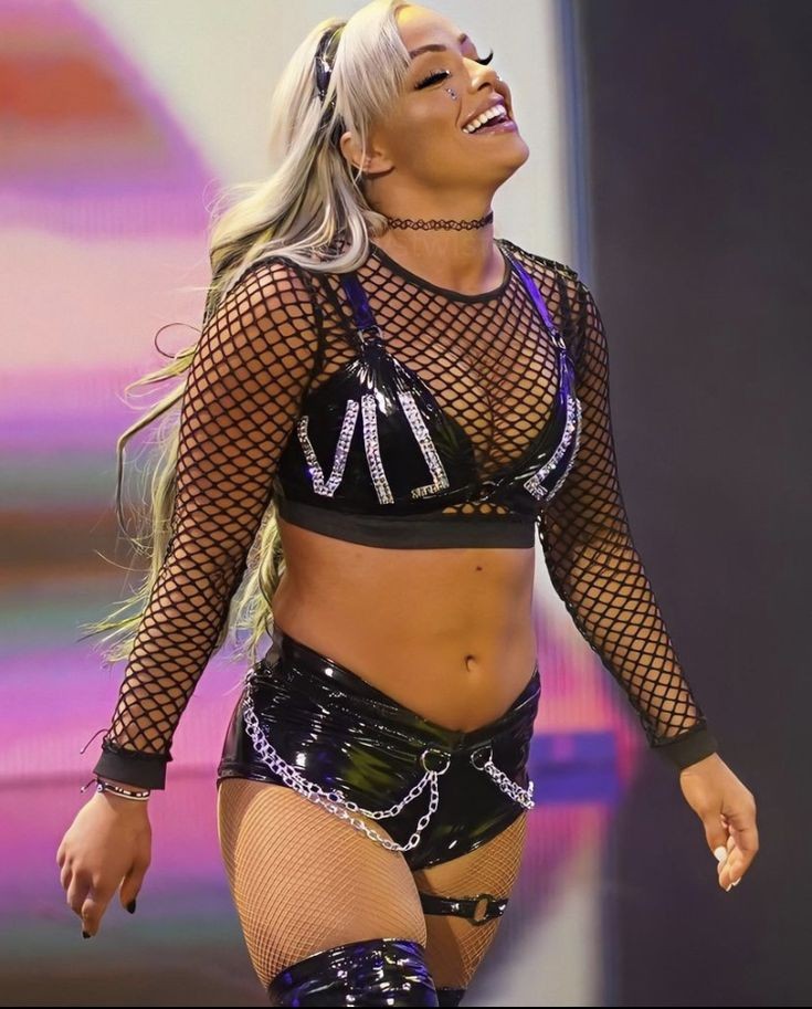 Best of Liv day 129 🤍 Reply with your best Liv Morgan pic/gif 🖤

#LivMorgan #LivSquad #WatchHer #wwe