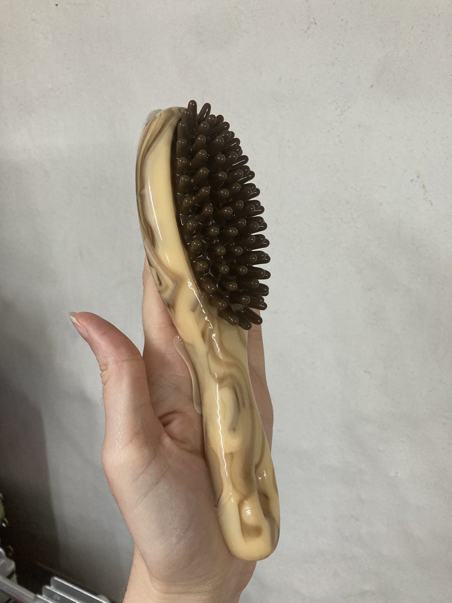 Y’all… I’m dead 😂
This was a satisfying first pour lol