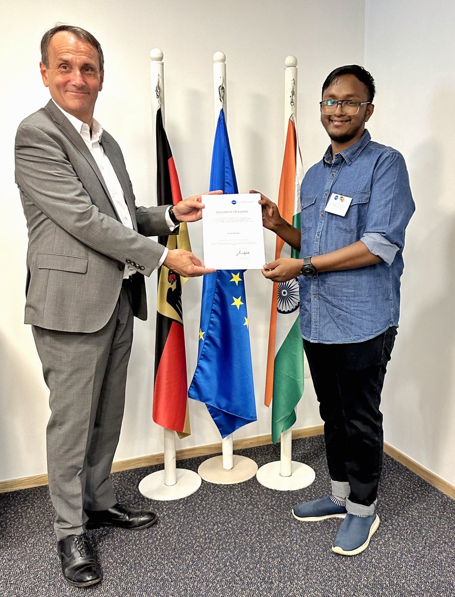 u_is_enough's tweet photo. Glad to receive the DAAD GSSP scholarship from the Consul general in Bangalore. Thank you for sharing beautiful anecdotes and experiences. Excited for the next chapter. Thank you for hosting us in the consulate.
@GermanCG_BLR @DAADIndia @DAAD_Germany https://t.co/hCCqH7Stqq