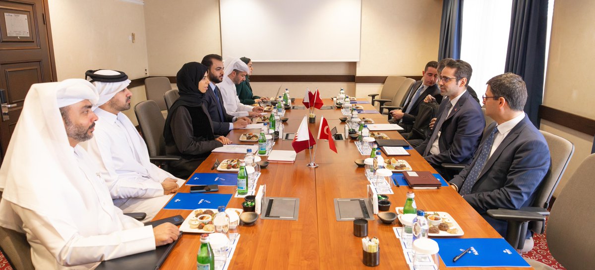وزير الدولة للتعاون الدولي @Lolwah_Alkhater تجتمع مع نائب وزير الخارجية التركي #الخارجية_القطرية