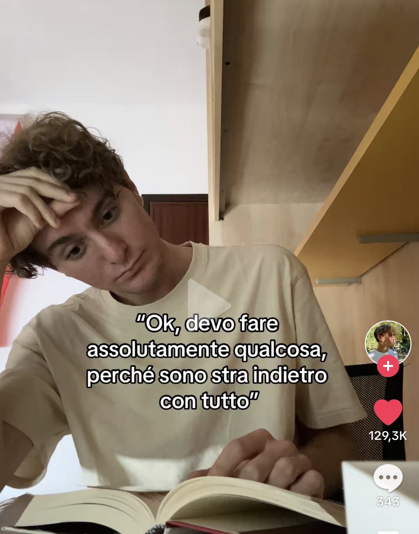 deadpoetstan's tweet photo. storia della mia vita ogni giorno https://t.co/86dyvQxp3c