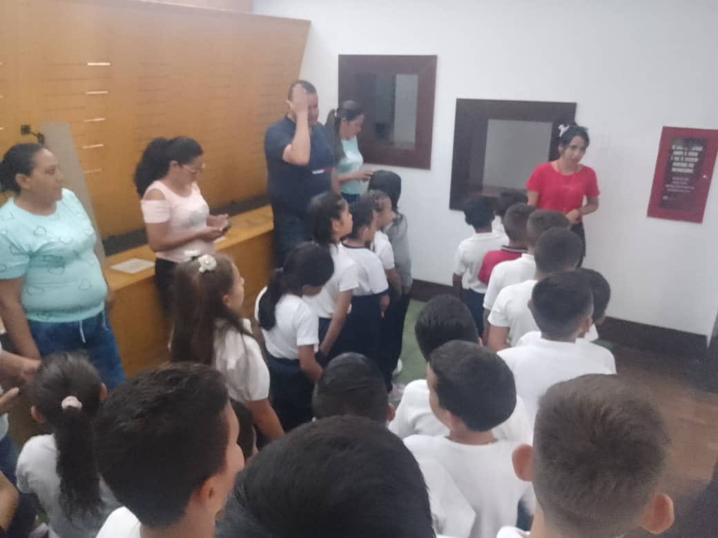 Durante esta semana, hemos recibido a diferentes grupo de estudiantes de las Instituciones E.T.C Altagracia de García y la U.E Mateo Liscano Torres quienes visitaron el Museo Antropológico de Quíbor como parte de una actividad educativa