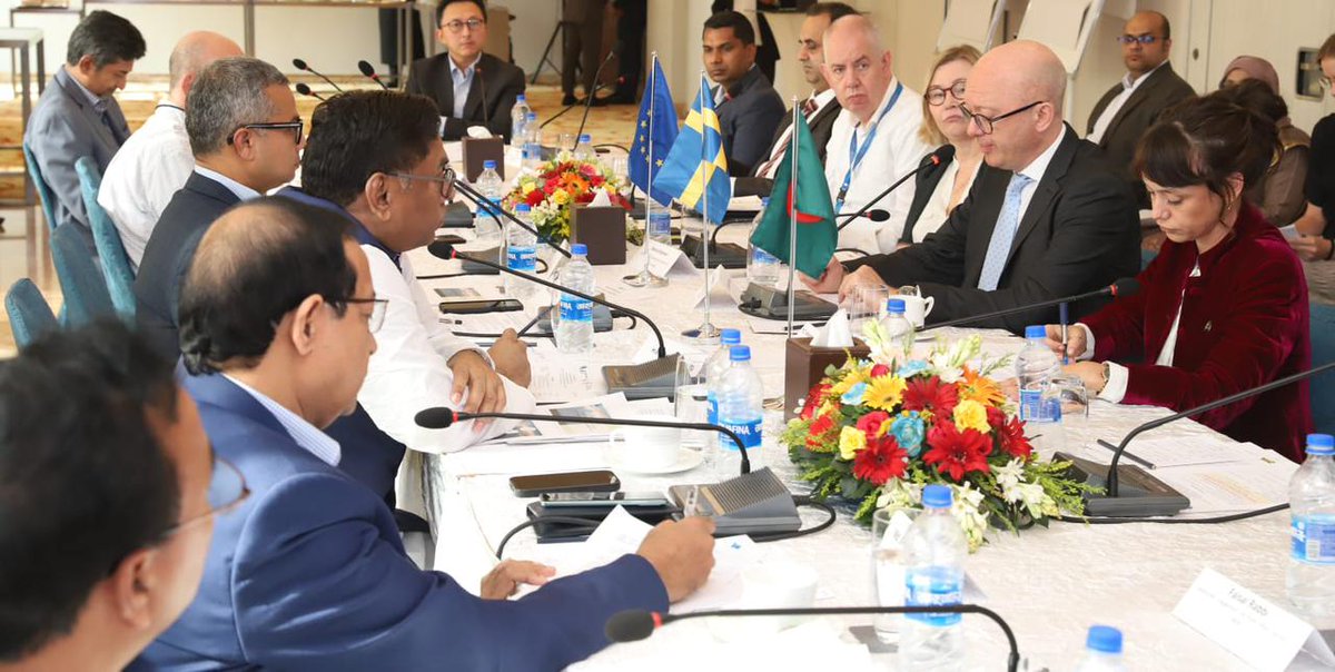🇧🇩's #GreenTransition requires coordinated efforts and massive investment, State Minister @NasrulHamid_MP remarked today at a policy dialogue on 🇸🇪-🇧🇩 partnership in #RenewableEnergy in the #RMG sector organised by @SwedeninBD, #Energy Agency 🇸🇪, and 🇸🇪-🇧🇩 #Business Council.