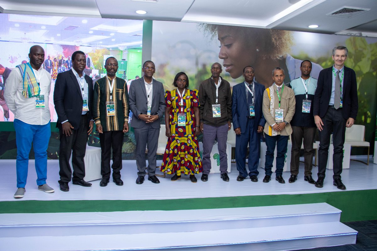 Alliance of Bioversity International and CIAT tweet media