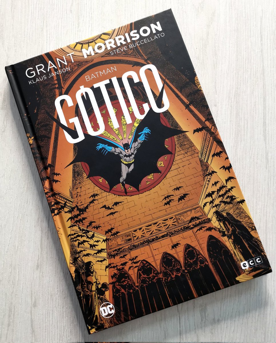 🚨RESEÑA🚨 de BATMAN: GÓTICO de @eccediciones escrito por Grant Morrison. 

Los asesinatos del hombre sin sombra están colapsando en Gotham y alguien debe descubrir quien es realmente este asesino de #DCComics

#DC #Batman #Nightwing