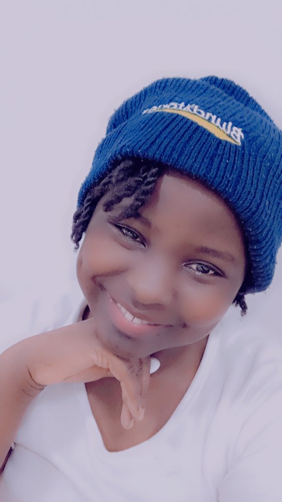 #WCW 
I can be your good friend 🥰🤦