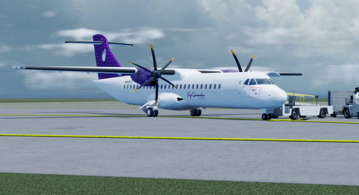 SawadeeFly's tweet photo. Our ground service staff in action!
#RobloxDev #RoAviation https://t.co/T5vDqC8twL