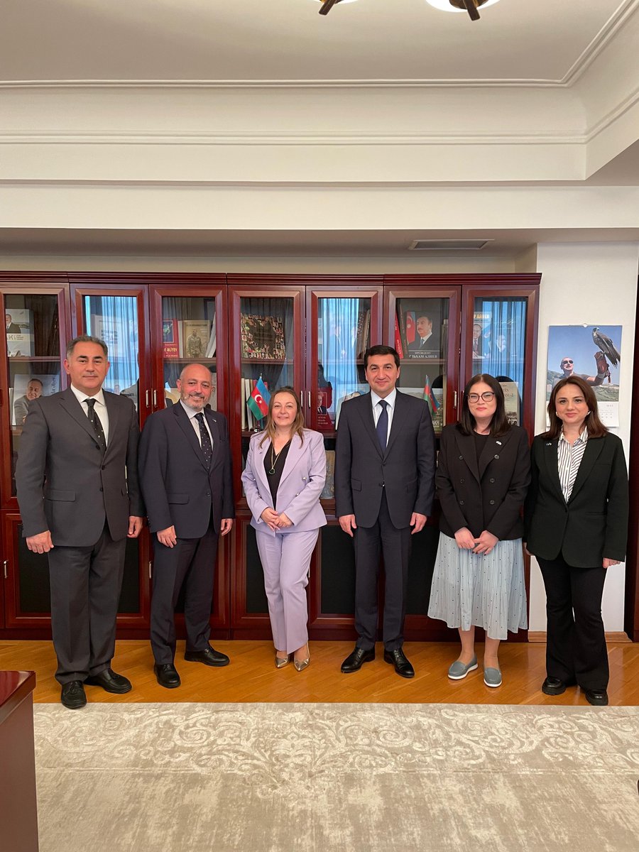 #UN ASG #UNDP Assist.Administrator & Director of #BPPS @marcosathias met @HikmetHajiyev Assist. to the President of🇦🇿& Head of the PA Foreign Policy Affairs Department. @UNDP's commitment to assisting🇦🇿in positioning the country as a key leader in🌍#climate action was reaffirmed.