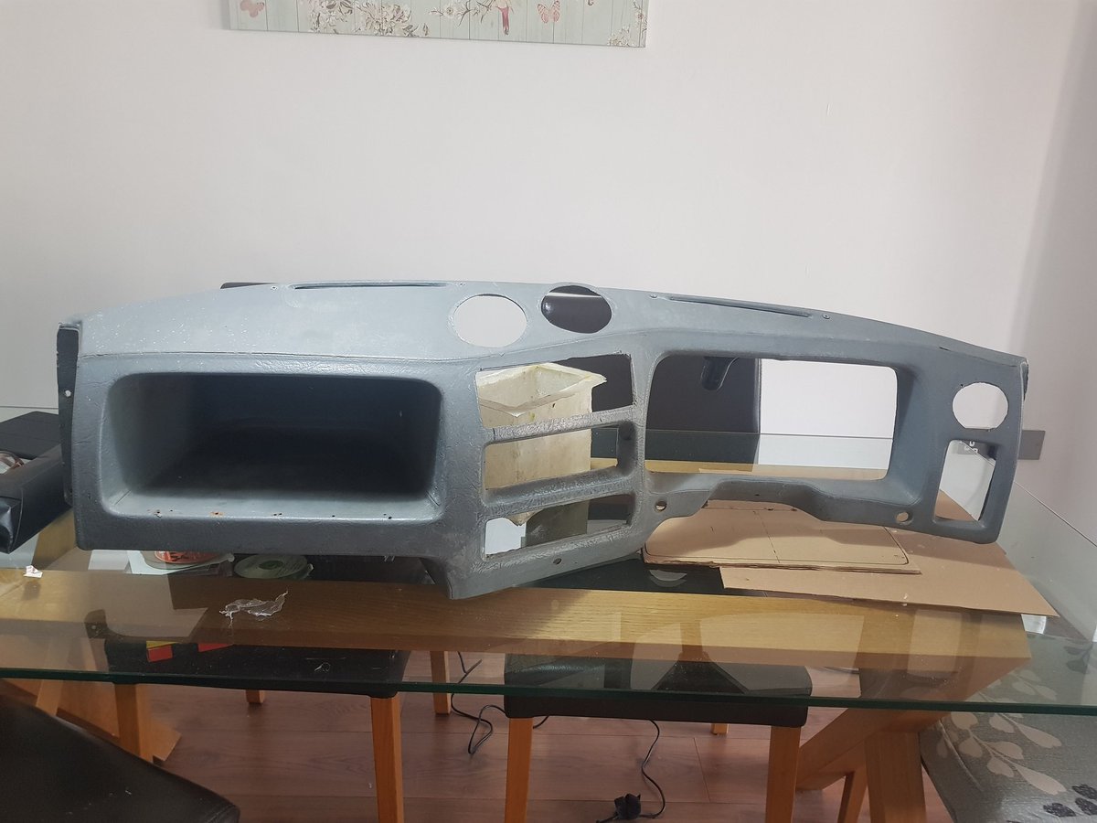 ScarbsTech's tweet photo. I've been busy getting on with #ProjectMidas.
Lots of suppliers are amazing, people like @CBS_Online @EasyComposites &amp; https://t.co/fazzAj7hbv, picking dispatching same day.
So, it's disappointing when someone reputable like @GoodridgeLTD can't deliver parts or customer service☹ https://t.co/iuc2vD8j0I