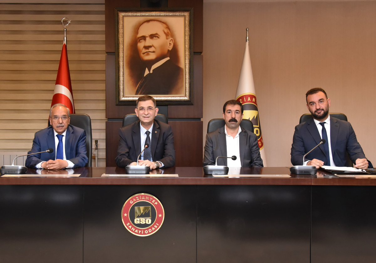 adnan_unverdi's tweet photo. Triko Örgü İmalatı Sektör Toplantımızı, firma temsilcilerimizin katılımıyla düzenleyerek sektörel konular, yaşanan sorunlar, çözüm önerileri ve önümüzdeki ay gerçekleştirmeyi planladığımız TRİKONFEX Fuarı'mız hakkında istişarelerde bulunduk.  

@TOBBiletisim https://t.co/Jchm1dTCP6