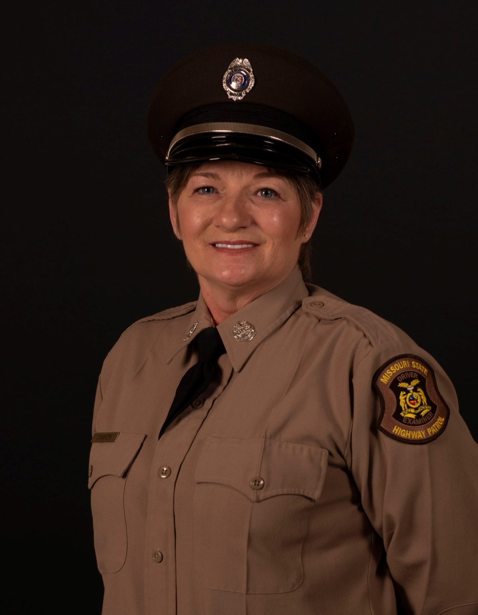 MSHPTrooperE's tweet image. Capt. Jason Cluver is pleased to announce the promotion of DE III Leslie Starnes to the position of Driver Examination Supervisor of the Cape Girardeau travel crew. Congratulations Leslie! #Promotion #MovinUp