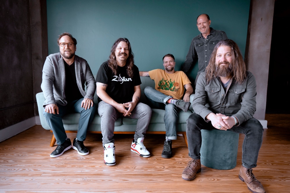 Forthcoming new album release: The Iceland Sessions - Greensky Bluegrass saexaminer.org/2024/05/08/for… @_TeamBlogger @BloggerTuesday #newalbumalert🚨#greenskybluegrass #theicelandsessions #bluegrass #newmusic #music #musicnews #musicnewswednesday
