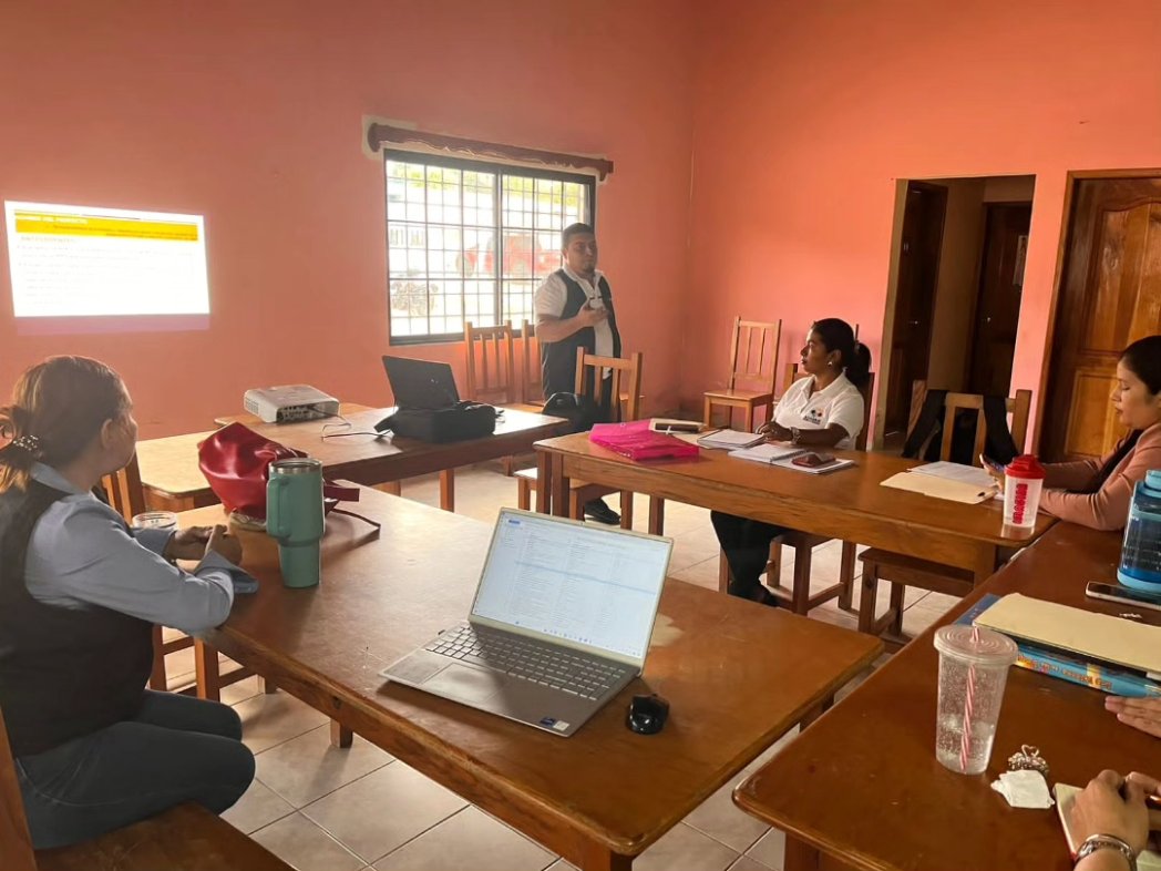 ADASBA1's tweet photo. ADASBA en asocio con IRC y el financiamiento de USAID, inicia inducción del Proyecto "Servicios holísticos de prevención y respuesta para apoyar a las personas afectadas por el desplazamiento forzado", en San Manuel, Cortés.
@USAID https://t.co/zESCYeEk7T