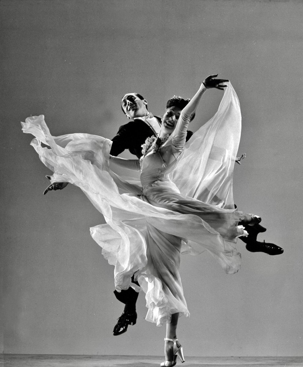 Ballroom dance team Tony and Sally DeMarco performing in 1941. 

(📷 Gjon Mili/LIFE Picture Collection) 

#LIFEMagazine #LIFEArchive #Ballroom #Dancing #TonyDeMarco #SallyDeMarco #TheDancingDeMarcos #1940s