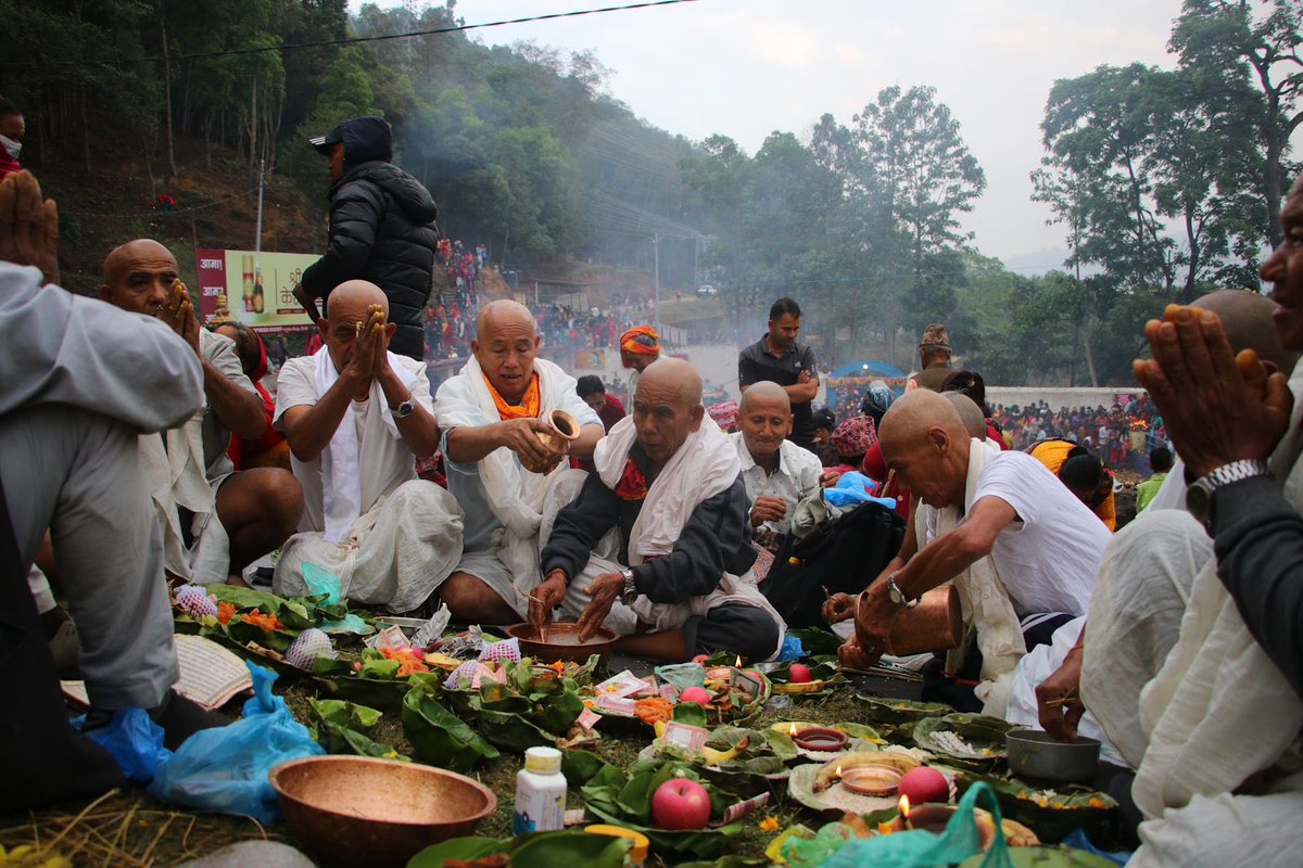 pjclubnepal's tweet photo. Devotees thronged the Matatirtha temple in Chandragiri Municipality in Kathmandu on Wednesday to mark the Matatirtha Aunsi or Mother’s Day festival. 

Photo: Abhishek Maharjan @AbhishekMaharj6 
  Manish Aryal @Manishar337 
  Kabin Adhikari @Kabiniam https://t.co/yROWAGDZix