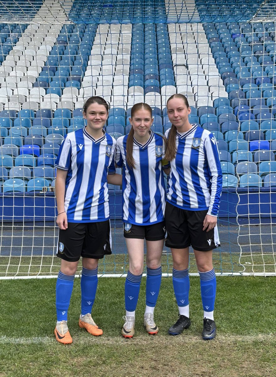 📸Wednesday Ladies players Heidi O’Reilly, Imogen Yeardley and Mika Russell representing the @SWFCCP Women’s College team today! #SWLFC | #WAWAW | #OneTeam