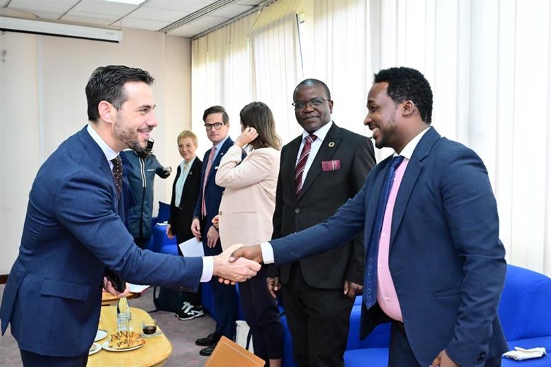 UN University Centre for Policy Research tweet media