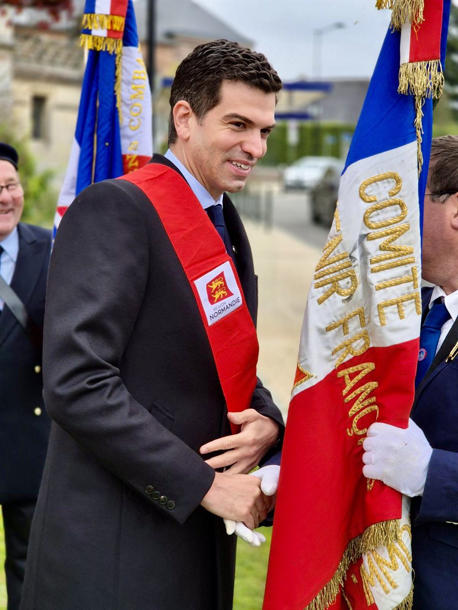 jonashaddad's tweet photo. 📍ISNEAUVILLE - BIHOREL- BOIS- GUILLAUME 

🇫🇷 En ce 8 mai, nous fêtions la victoire et la capitulation de l’Allemagne nazie. 

Fier de représenter notre @RegionNormandie place forte de ces combats.

Une journée aux côtés de nos anciens combattants des trois communes. https://t.co/fg2ZWu3ad4