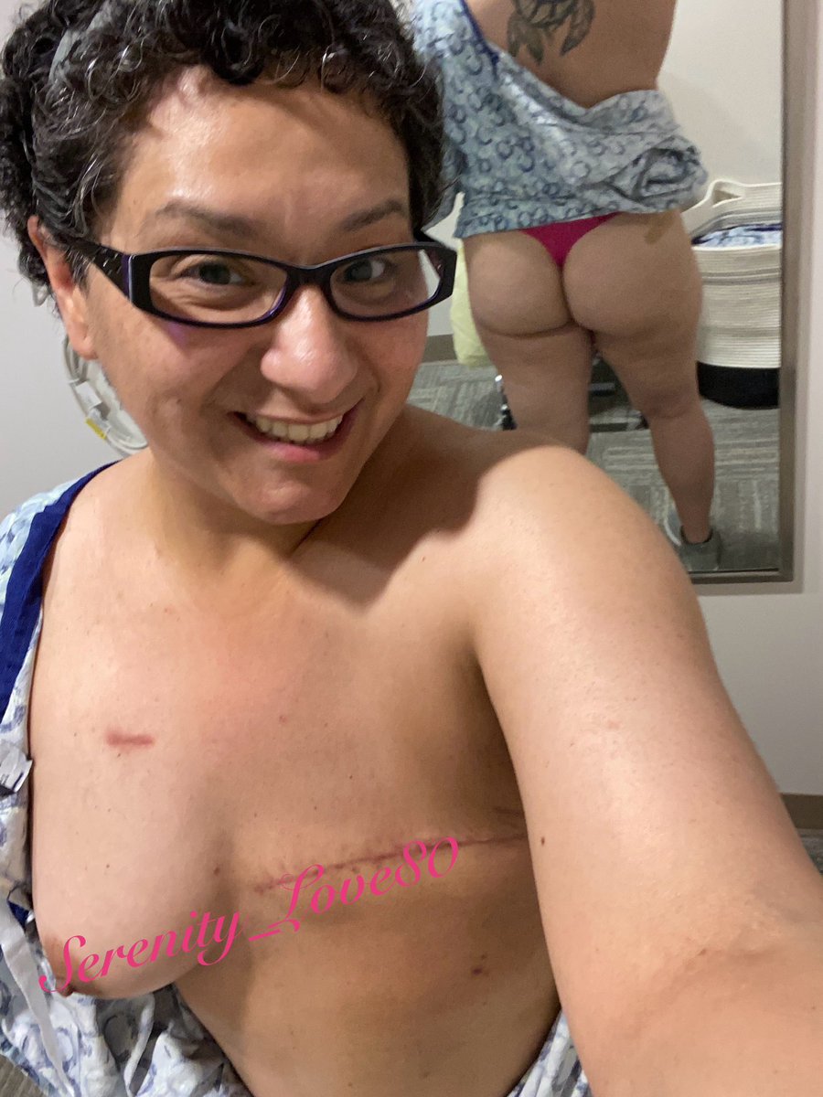 SERENITY_LOVE80's tweet photo. Got my booty shot 😳💉🍑🩹On Hump Day! Now on to Radiation treatment! #BootyShot #MedicineInTheBooty #HumpDay #Scars #OneGoodTitty #FightingBreastCancer🩷#BreastCancerPatient🩷#Believe #Faith #GetHookedOnHope🩷#FightCancer🩷#KnockOutCancer🩷#FightLikeAGirl🩷#NeverFightingAlone🩷 https://t.co/DXNbcIqsPY