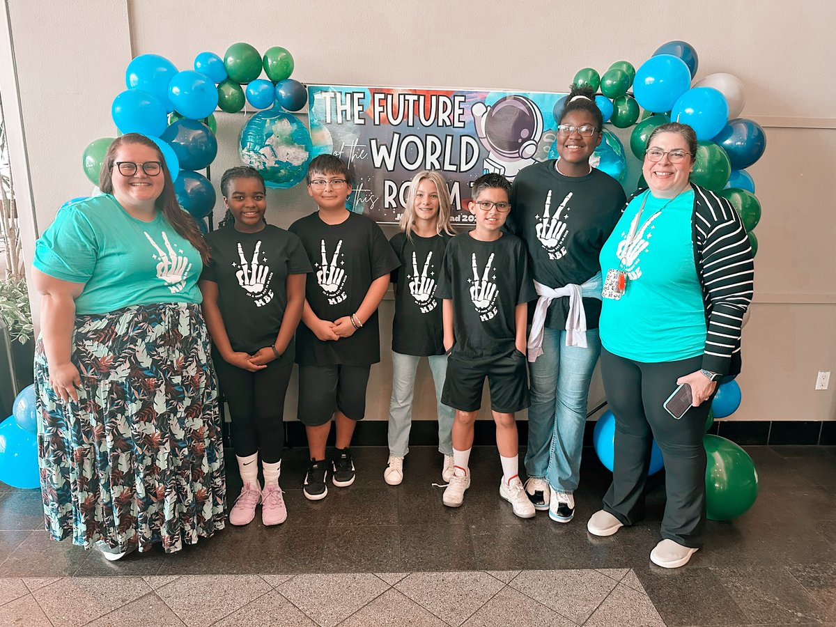 The Maplebrook Mathletes are ready to tackle the day! #ShineALight #SendItOn #MBEisFamily #WeAreTheLight #nextkidup #HumbleISDFamily @HumbleISD @HumbleISD_MBE #MyMathJourney @HumbleElemMath