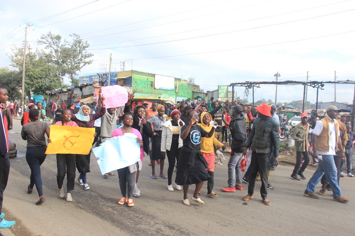 Today morning, Mathare residents protested evictions by the river without the provision of alternative housing. 26 of our members were violently detained &amp; the police have also locked our space. <a href="/NPSOfficial_KE/">National Police Service-Kenya</a>⁩ We demand the release of Mathare residents &amp; an end to evictions!