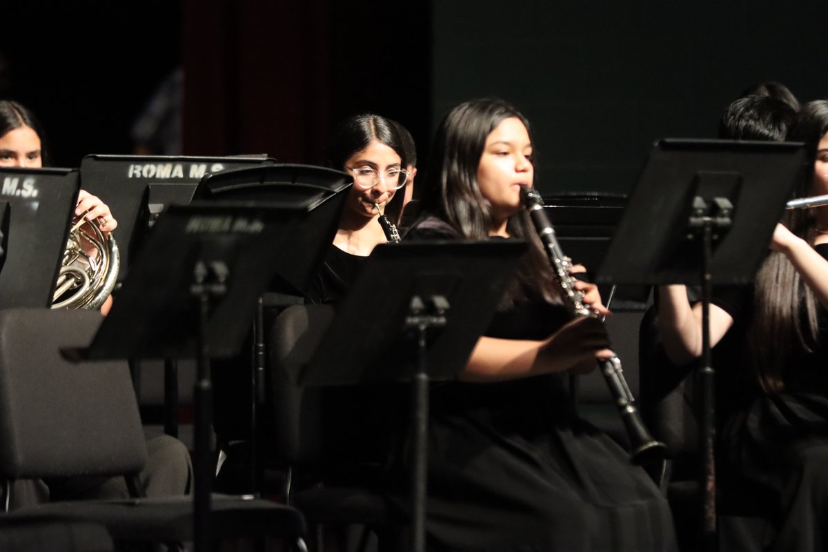 Thank you to the Roma High School Gladiator Television Network for some awesome photos of a great concert put on by the Roma ISD Middle School Band 7th and 8th grad students!