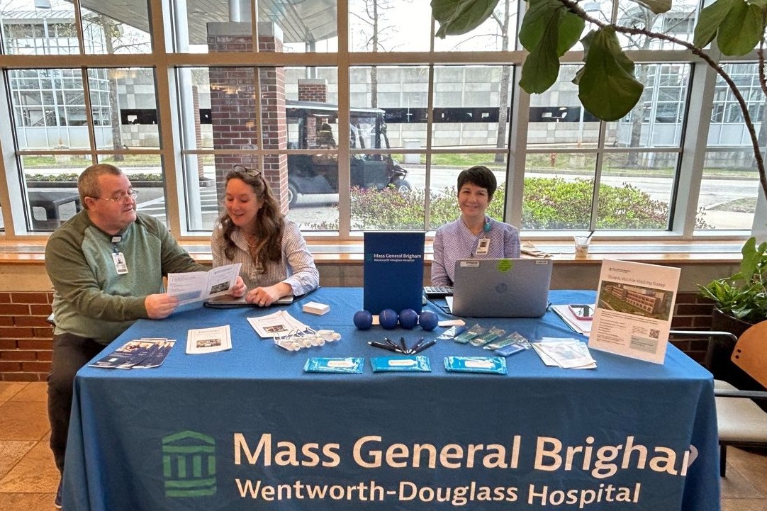 It may be a gloomy day in #DoverNH, but let us help you brighten your day with new opportunities! Danielle and Maria are in the lobby of Wentworth-Douglass Hospital until 5:30pm today to talk about current positions available. #NowHiring #NursesWeek