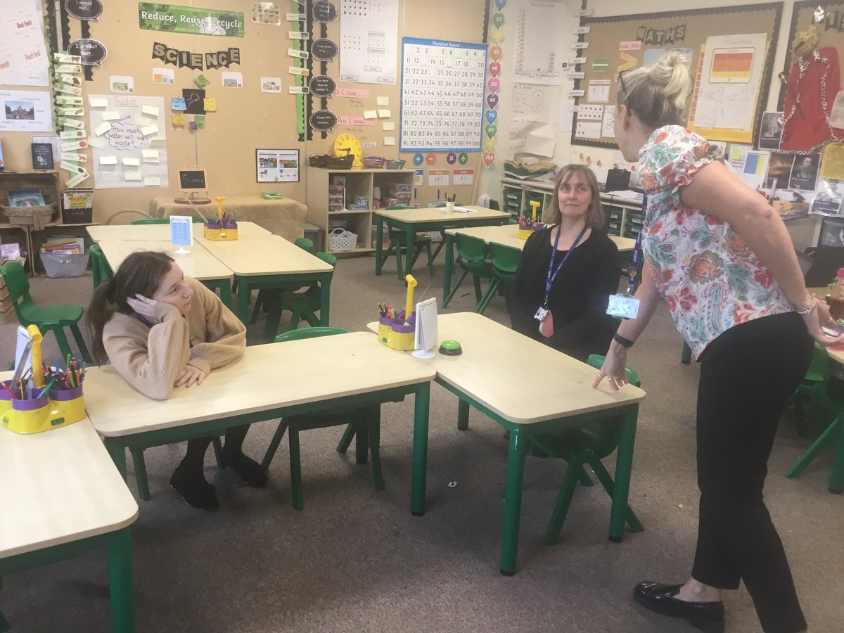 TheTrinityL5's tweet image. Staff are working hard on coaching feedback conversations and rehearsal practice. #InstructionalCoaching #Steplab @StJosephCMAT @Steplab_co @toner_miss 👏🏼