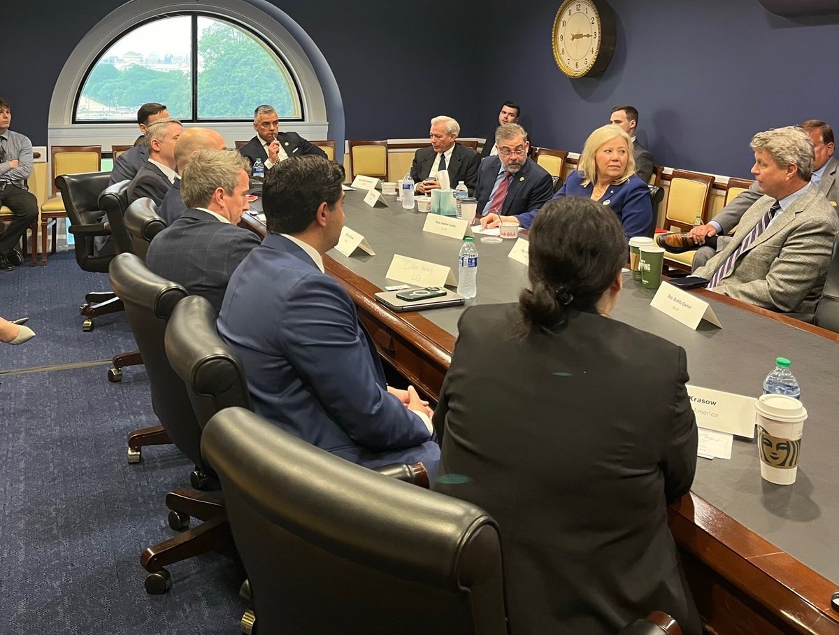 This morning, I sat down with @RepCiscomani, our colleagues, and leaders in the EV industry to discuss how we can secure our supply chains. The first step: ending the reliance on our adversaries for key resources like critical minerals.
