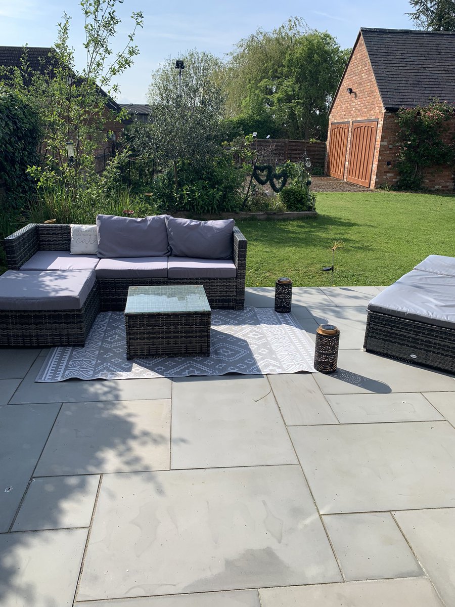 At last ☀️ the furniture is out