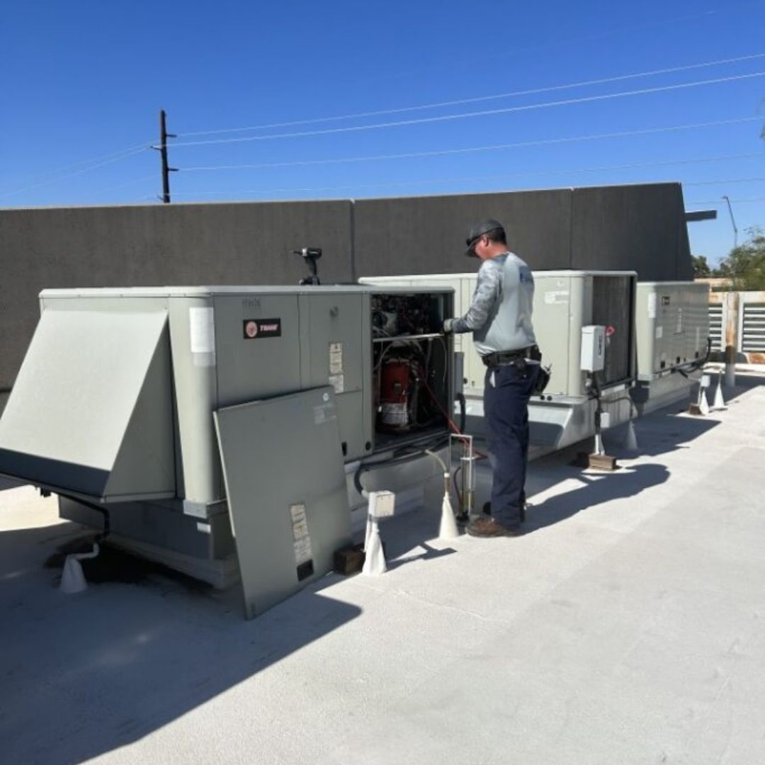 Capturing efficiency in action in #Phoenix, Arizona! 

#ECMTechnologies #ECMT #ThermaClear #HVAC #HVACMaintenance #BuildingMaintenance #FacilityManagement #Sustainability #Decarbonization