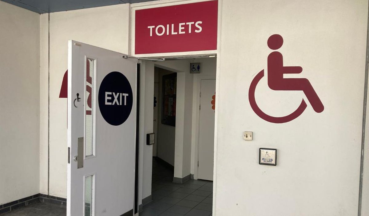 At @AffinityDevon they are committed to making their shopping centre a place where everyone feels comfortable and included 👍 You can find out more about their accessibility features here 🔗 bit.ly/4bxv16J