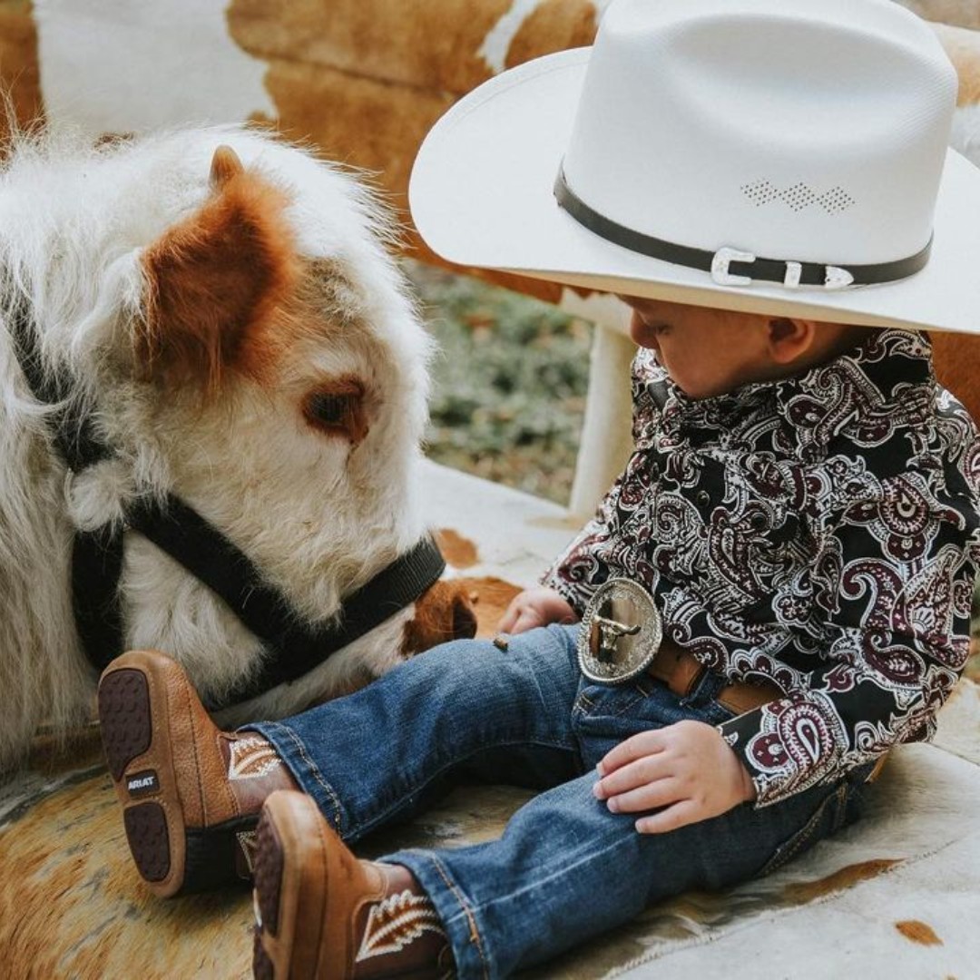 Baby's first boots. #Regram #Ariat PC: IG @ riderranch_