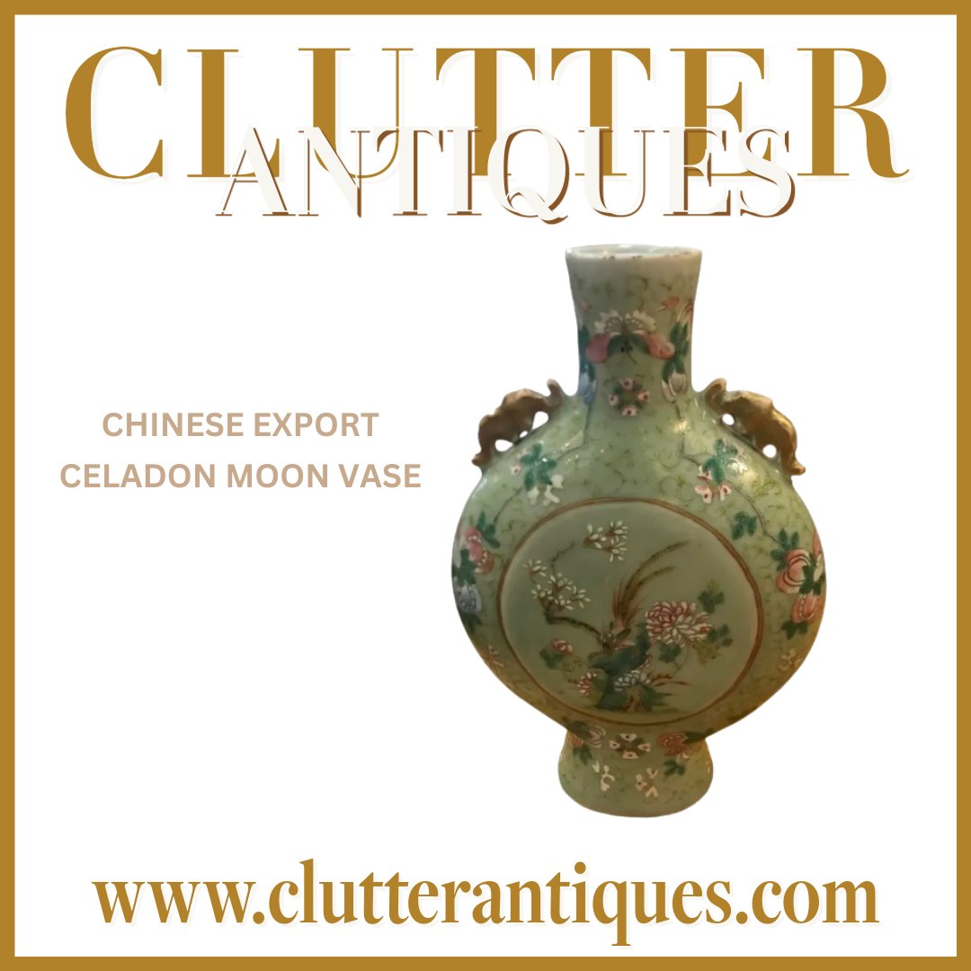 Chinese Export Celadon Moon Vase clutterantiques.com/shop/ols/produ… #clutterantiques #celadonvase #chinesevase #chinesemoonvase #chineseexportvase #interiordesign #dallasinteriors #parkcities #styleinspiration #luxuryhome #palmbeachstyle #maximalistinteriors