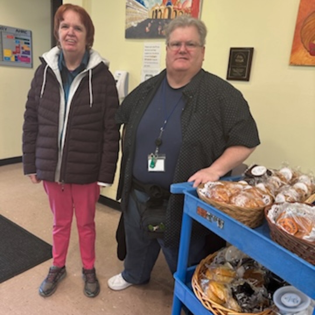 Our Pre-voc members have been hard at work volunteering with Wheatley Farms. On this day, they helped out in the kitchen by unpacking and restocking favorites in the snack area of the cafe, just in time for the lunch rush.

#skilldevelopment #disabilitypride #workexperience