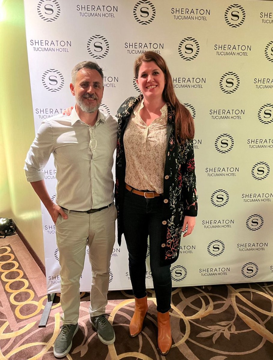 Gracias <a href="/knight/">Knight</a> por la invitación a la #gastronights en Tucumán con mi amiga <a href="/ashtrida/">Astrid Rausch</a> muy relajada charla de casos de #IBD