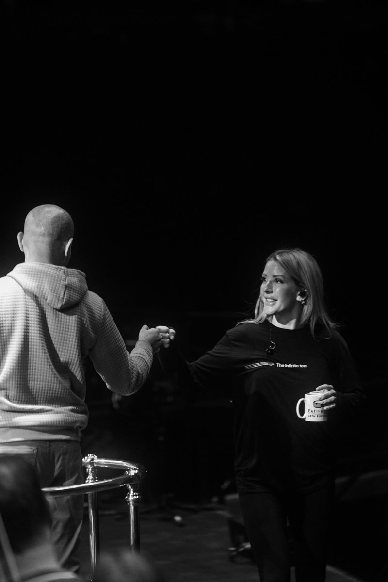 Derrick_Skye_'s tweet photo. Perfect way to remember an epic night that flew by way too quickly.
Photo credit: Madison Phipps
@elliegoulding @RoyalAlbertHall @LDNVoices #RPCO https://t.co/FFeG4v319G
