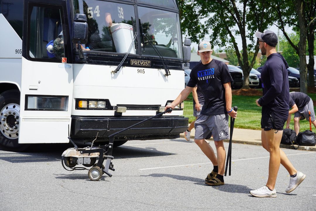The @CCCYeti_BSBL team left today for Burlington, NC, for the Region 10 Tournament. The Yetis will play Bryant &amp; Stratton on Thursday, May 9, at 4 pm. 
⚾️🔵🟢⚫️⚾️
Tournament schedule and standings will be posted at region10sports.com/sports/bsb/202…

Let's go Yetis!