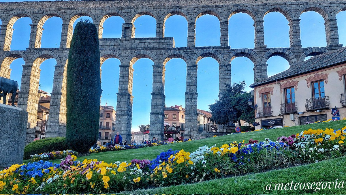 La primavera decorando #Segovia.