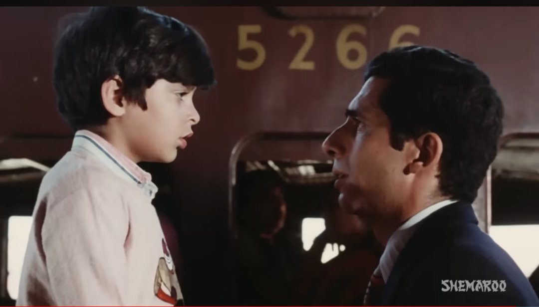Scenes happening at a train station. No matter how many times I see Masoom, this scene gives goosebumps. DK rushing back to the car for the waterbottle was the perfect way to emphasise his utter anguish on parting from Rahul. Kudos, @shekharkapur, for this magic on celluloid.