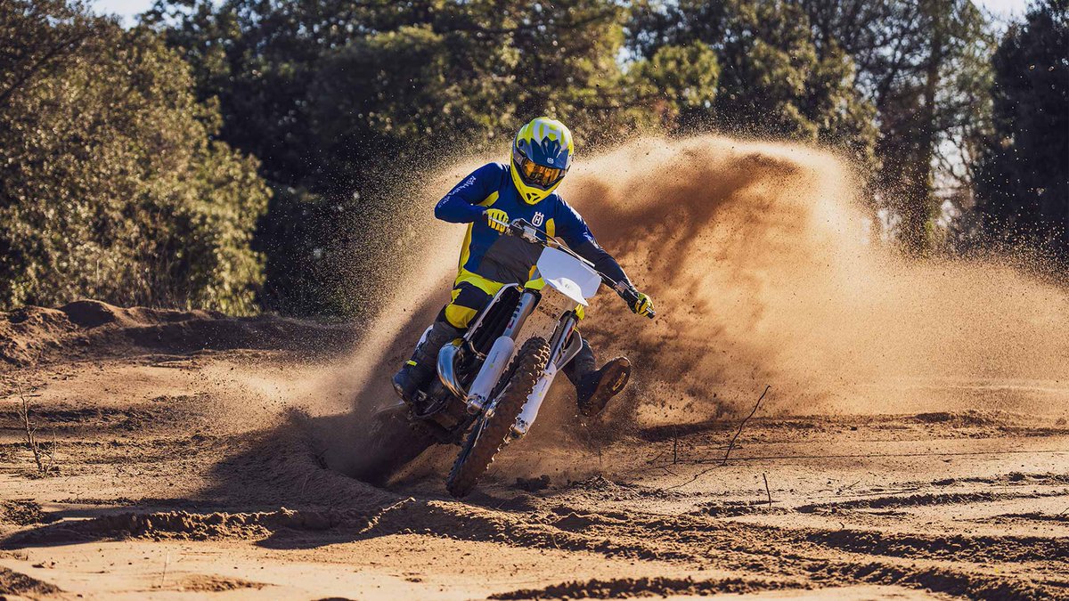 #2025 Husqvarna TC250 Review: Review – Key Features – Features & Benefits – Specifications #2025 Husqvarna TC250: THE NEXT EVOLUTION IN MOTOCROSS TECHNOLOGY. Introducing the #2025Husqvarna TC250… The FC 250 and FC 350 continue to be powered by [...] … dlvr.it/T6bqG2