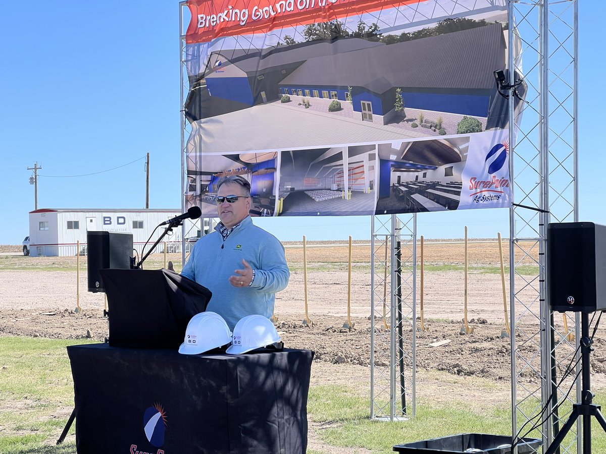 Miles Keaton from @JohnDeere providing some insight into the #jointventure relationship between our two organizations, and reflecting on the inflection point that this project represents! #SurePointAg #groundbreaking